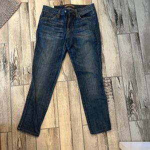 Joe’s skinny. Size 29